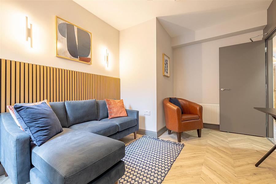 Rm 1 & 4 65 Greenore Street