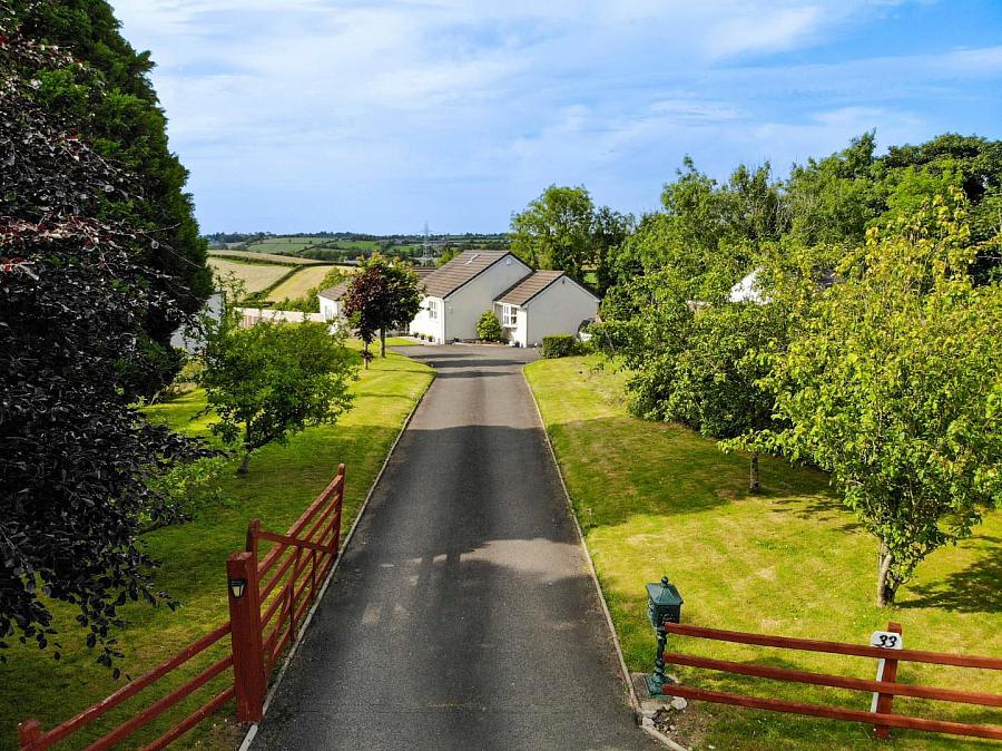 33 Lurganbane Road