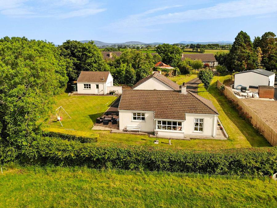33 Lurganbane Road