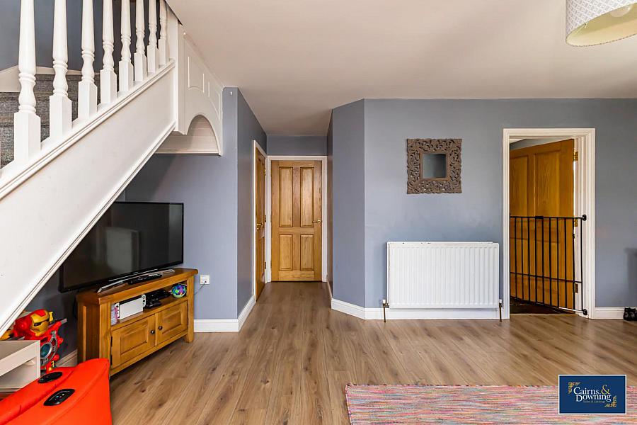 3 The Knowe Drumbroneth Road