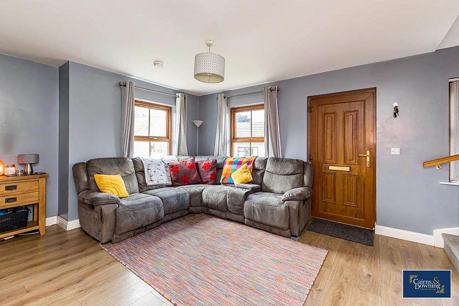 3 The Knowe Drumbroneth Road