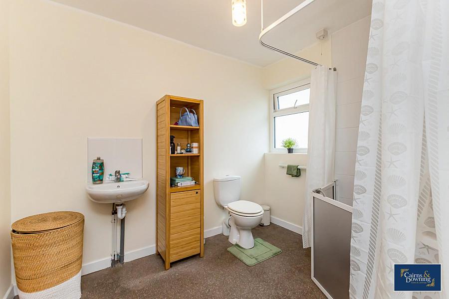 5 Iveagh Corner