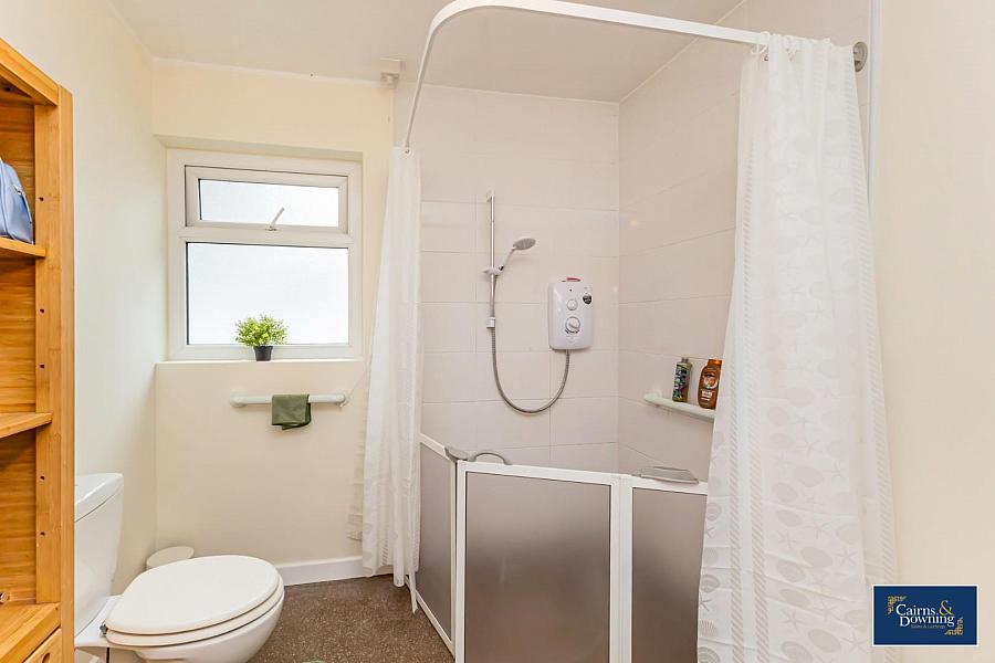 5 Iveagh Corner