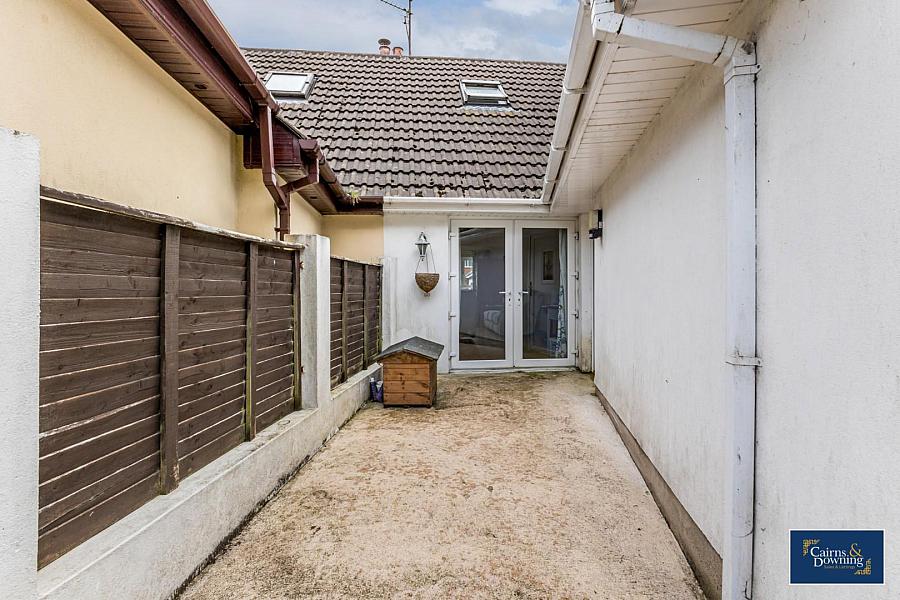 5 Iveagh Corner