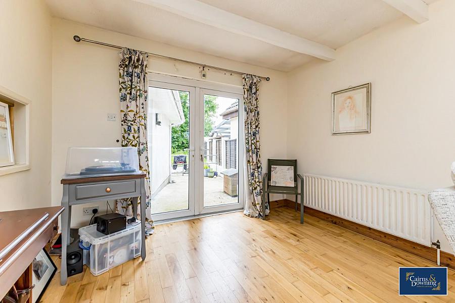 5 Iveagh Corner