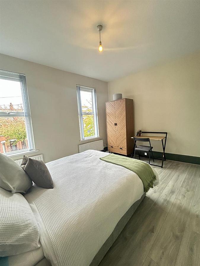 Rooms 1, 3 Ballygomartin Road Rooms 1, 3 Ballygomartin Road
