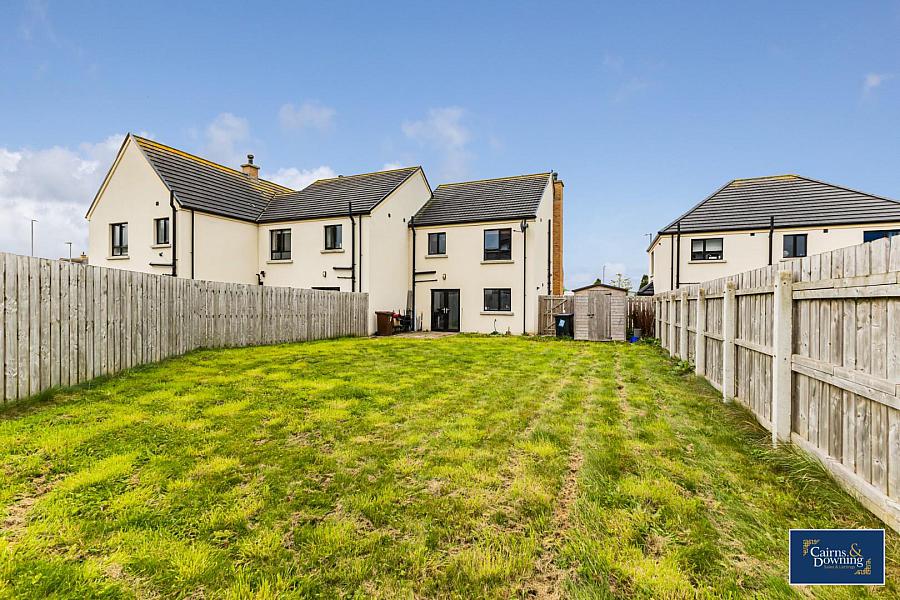 7 Ferrard Meadow