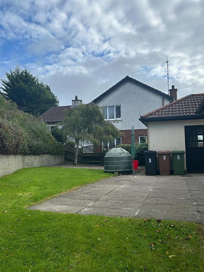 5 Bracken Ridge