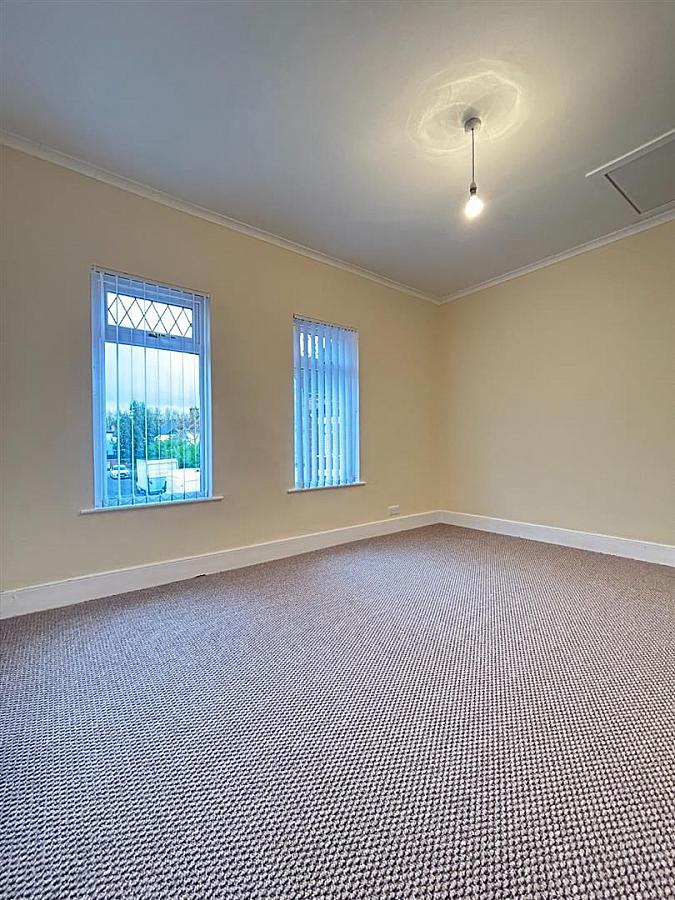 95 Dunraven Avenue 95 Dunraven Avenue