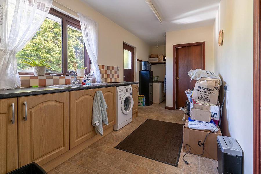48 Katesbridge Road