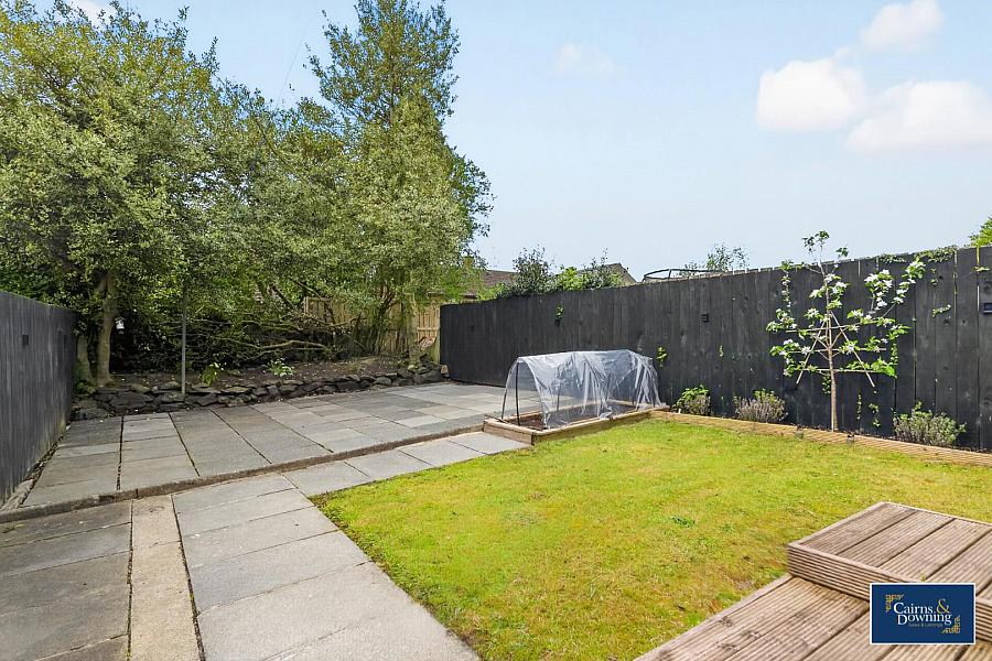 31 Maypole Park