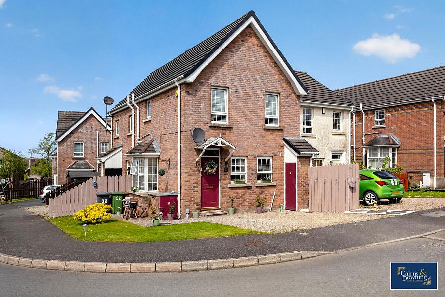 32 Whitethorn Lane