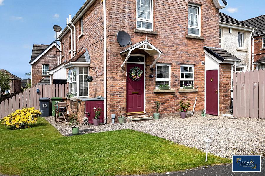 32 Whitethorn Lane