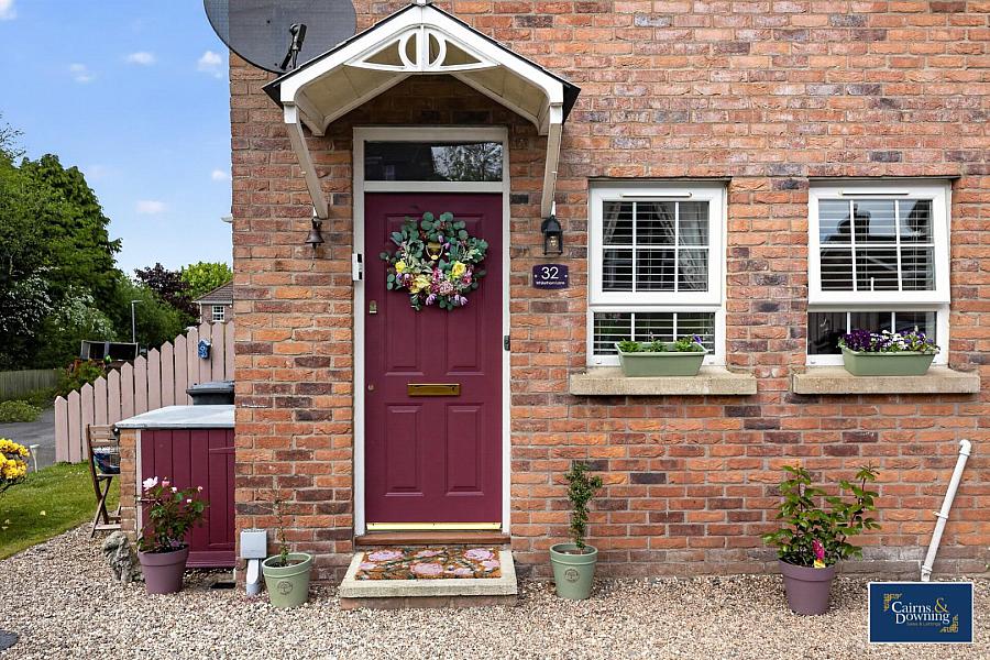 32 Whitethorn Lane