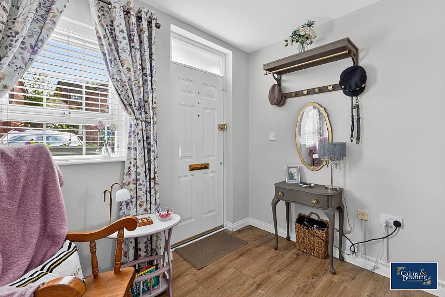 32 Whitethorn Lane