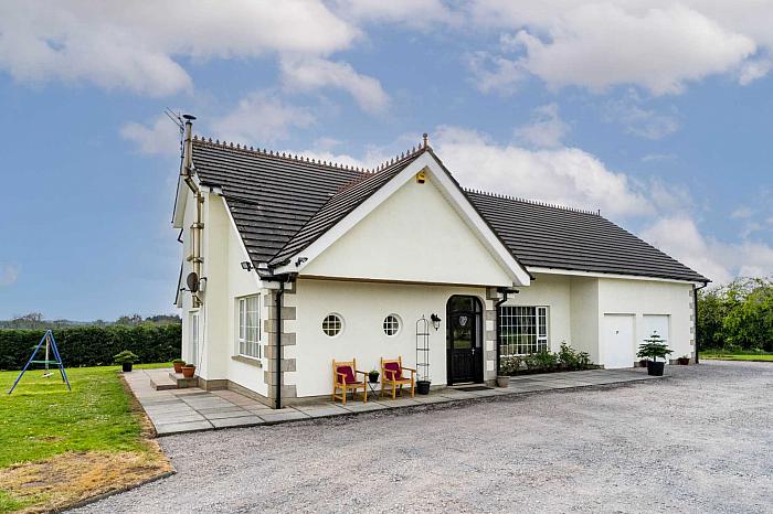Tansy Lodge Tansy Road, lisburn, BT28 2PB