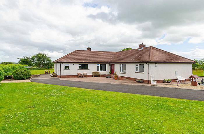 26 Ballysallagh Road