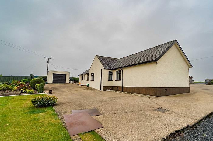 Bungalow With Large Outbuilding Ballynahinch Road