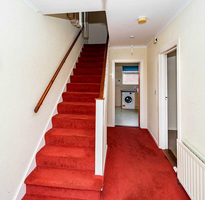 36 Lisnagarvey Drive 36 Lisnagarvey Drive