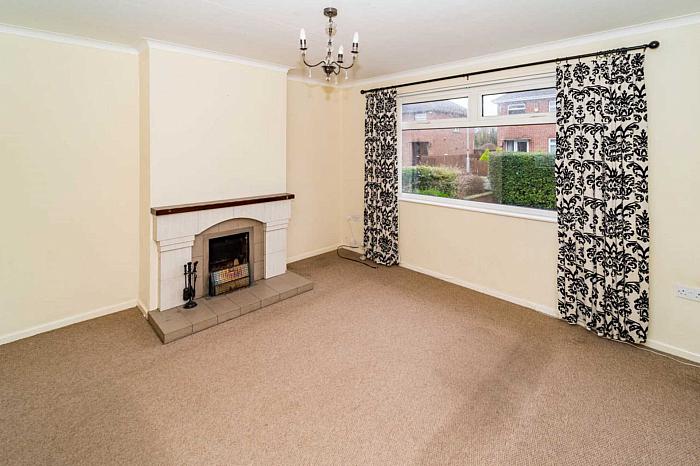 36 Lisnagarvey Drive 36 Lisnagarvey Drive