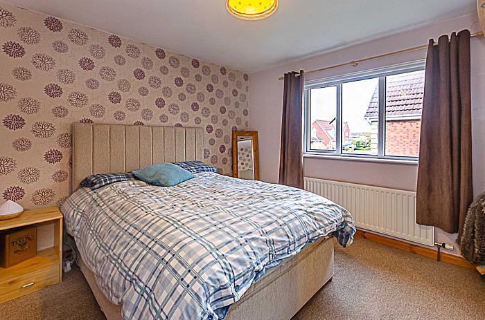 5 Willow Lodge