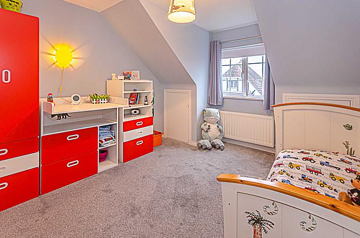 5 Willow Lodge