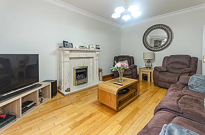 5 Willow Lodge