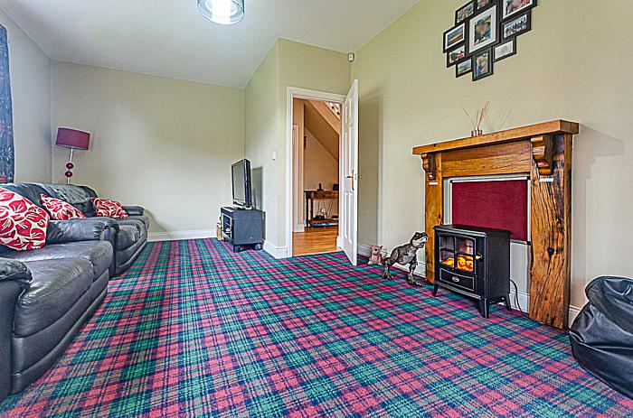 5 Willow Lodge