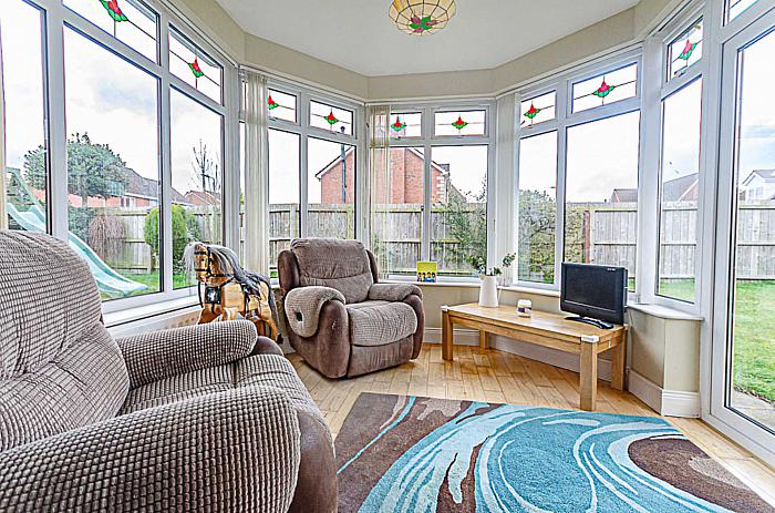 5 Willow Lodge