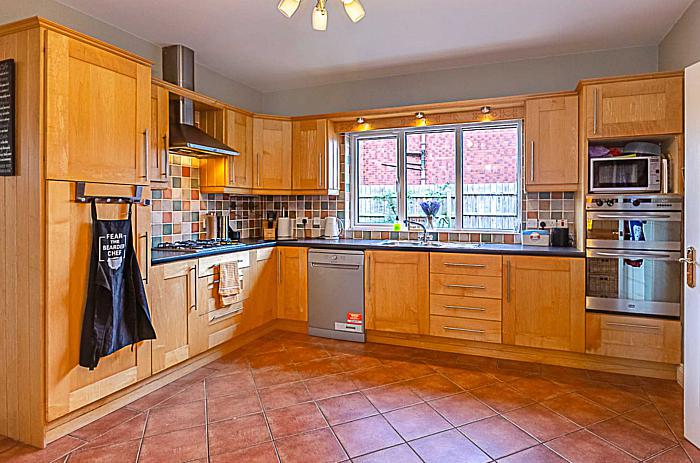 5 Willow Lodge