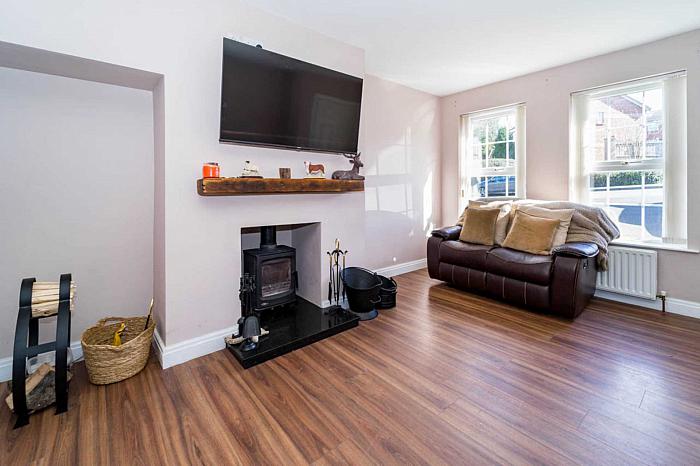 67 Whitethorn Brae 67 Whitethorn Brae