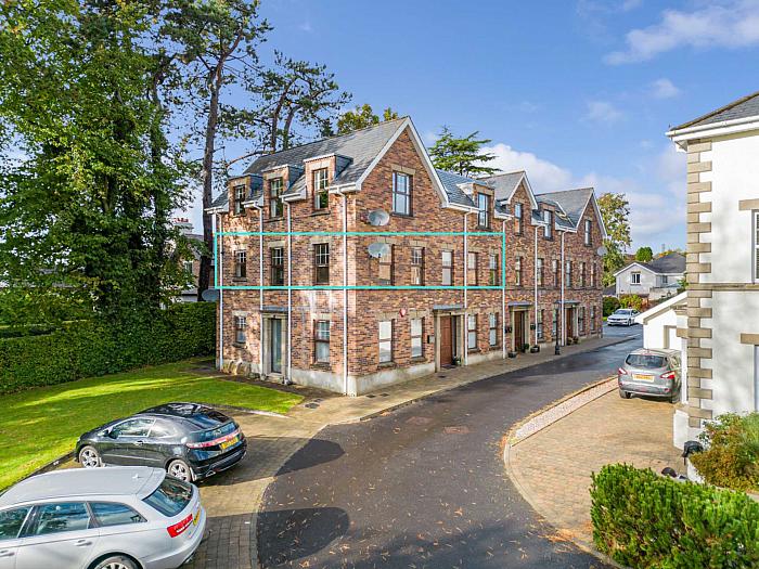 7 Cathedral View, lisburn, BT28 3FX