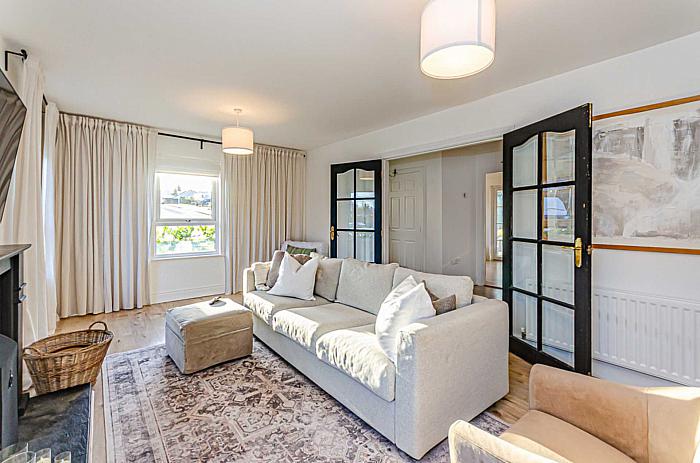 79 Stonebridge Meadows