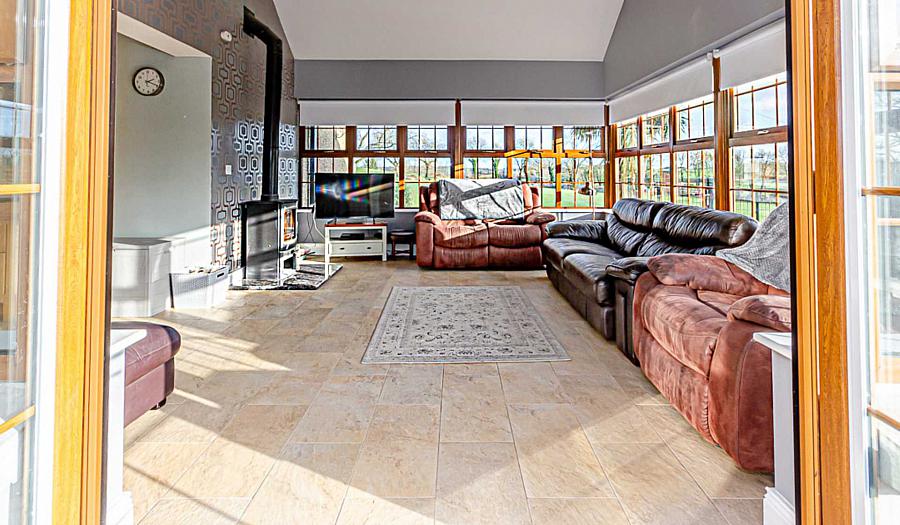 84 Magherabeg Road 84 Magherabeg Road