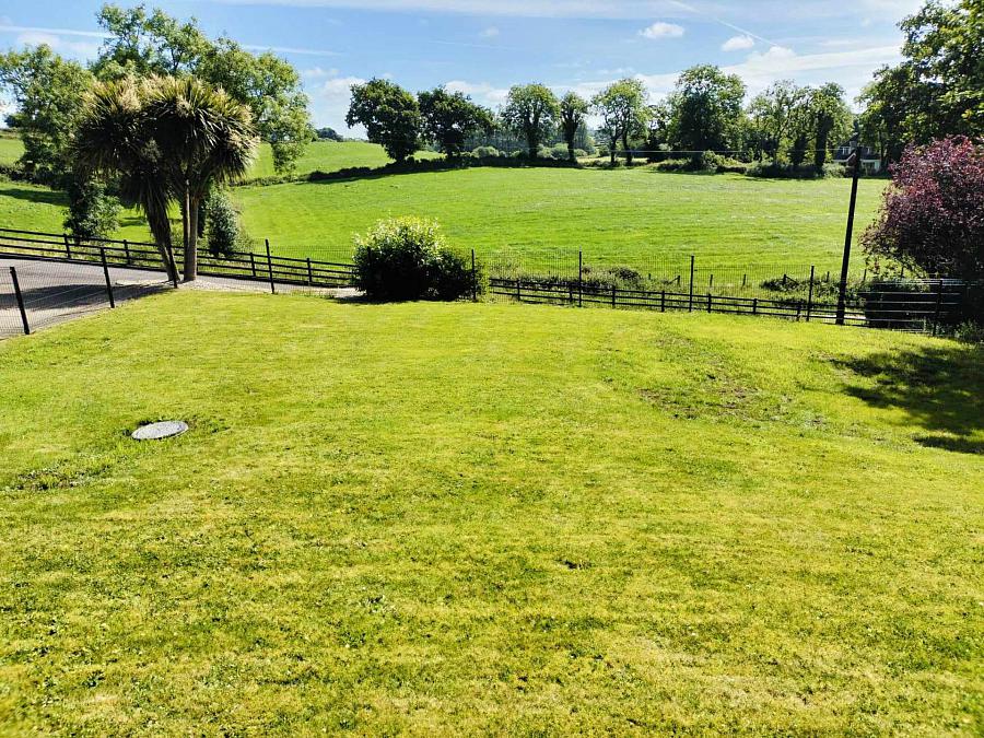 84 Magherabeg Road 84 Magherabeg Road