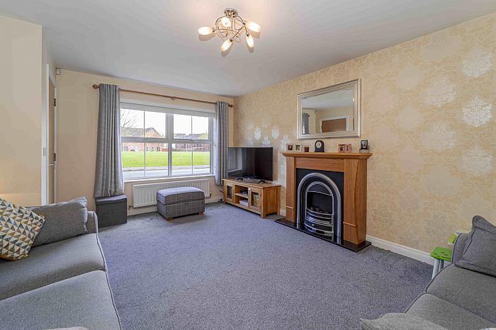 47 Fountain Crescent