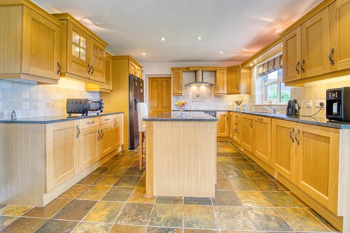 1 Belsize Hollow 1 Belsize Hollow