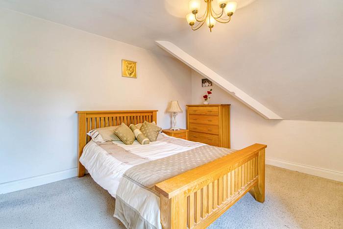 1 Belsize Hollow 1 Belsize Hollow
