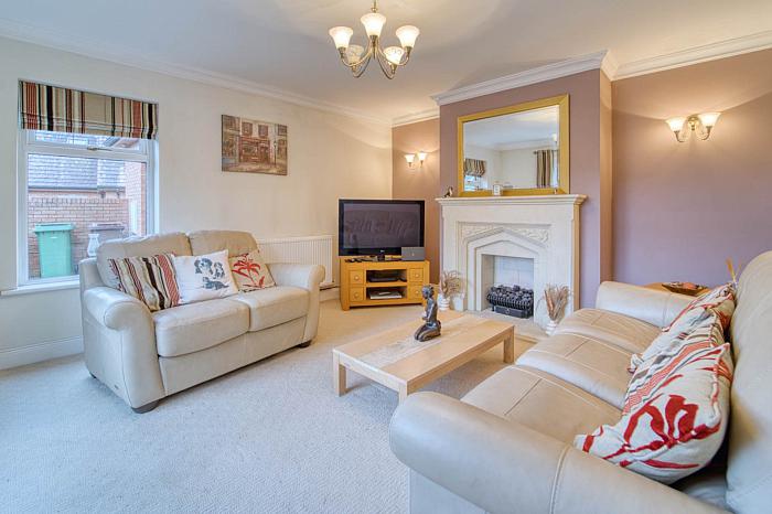 1 Belsize Hollow 1 Belsize Hollow