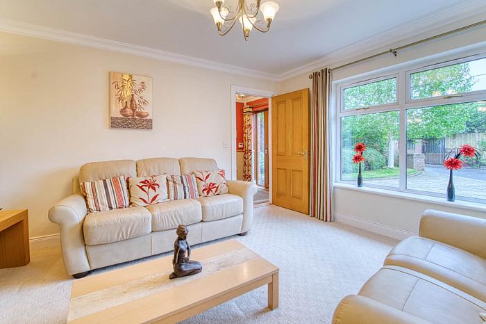 1 Belsize Hollow 1 Belsize Hollow