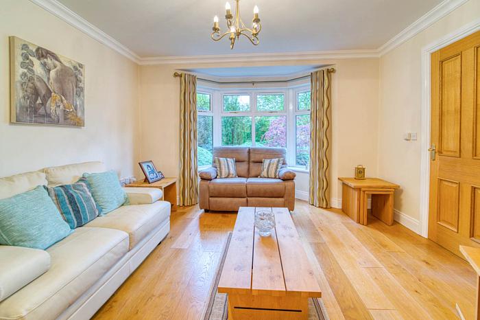 1 Belsize Hollow 1 Belsize Hollow