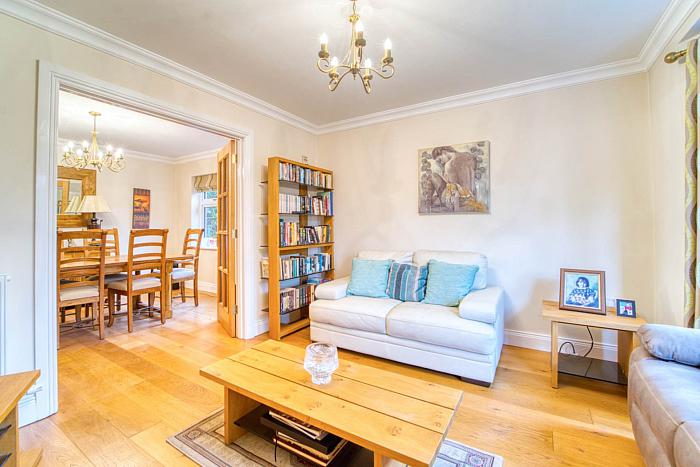1 Belsize Hollow 1 Belsize Hollow