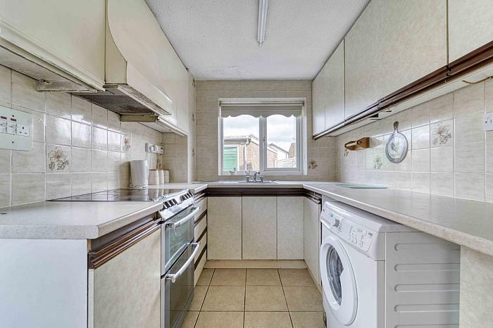 9 Woodview Crescent 9 Woodview Crescent
