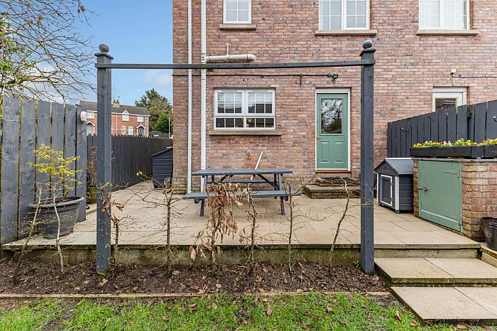 69 Whitethorn Brae