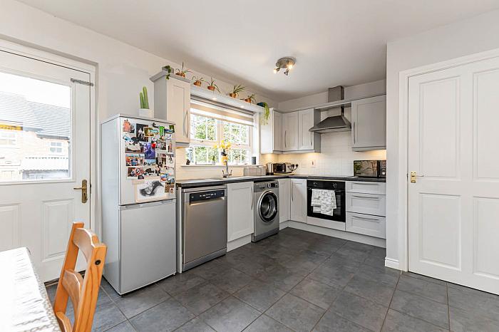 69 Whitethorn Brae