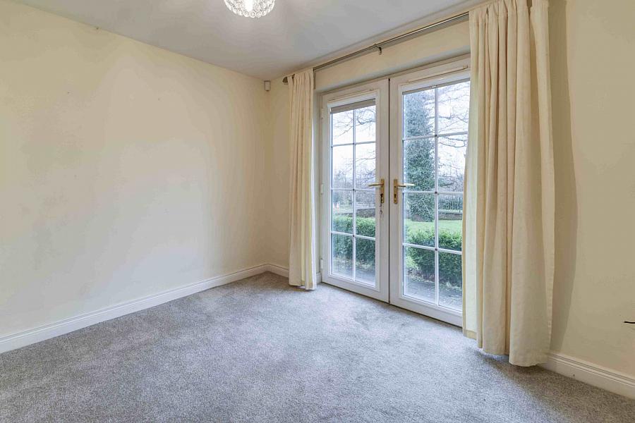 25 Linen Mews