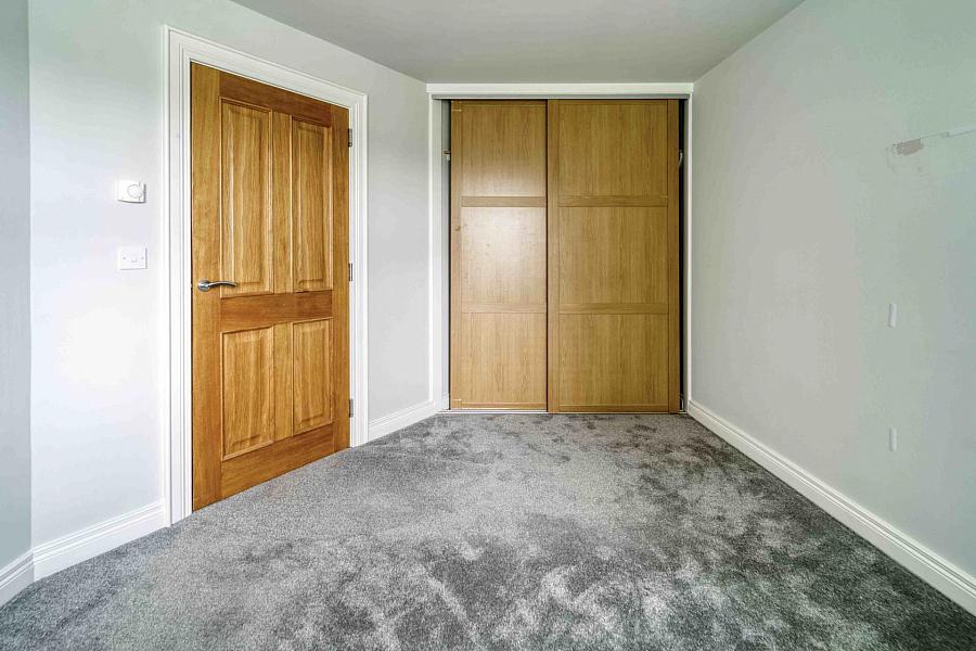 25 Linen Mews