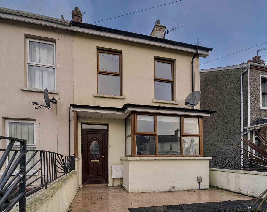 65 Antrim Road, lisburn, BT28 3EB