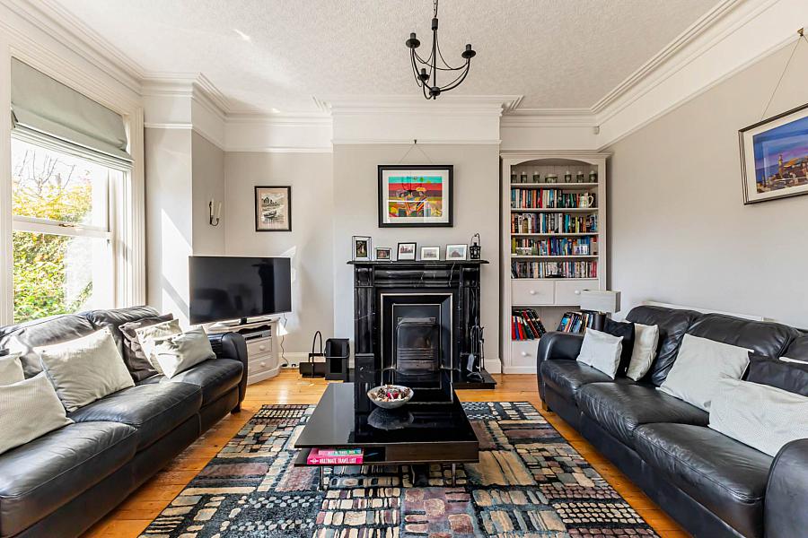 14 Magheralave Road