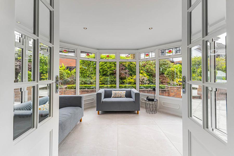 14 Magheralave Court